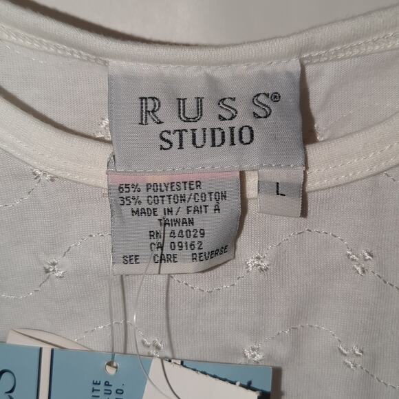NWT Russ Studio White Embroidered T-Shirt – Size Large! 0123 - Picture 3 of 7